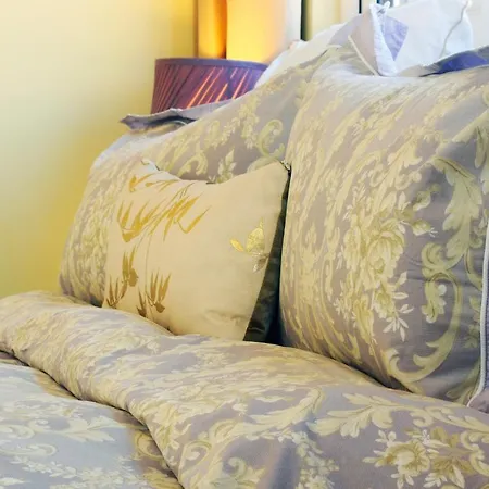 Apartman Spacious Rugby Field With Off-street Parking And Ev Fast Point For Electric Cars *