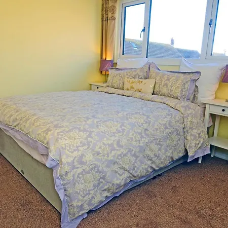 Apartman Spacious Rugby Field With Off-street Parking And Ev Fast Point For Electric Cars *